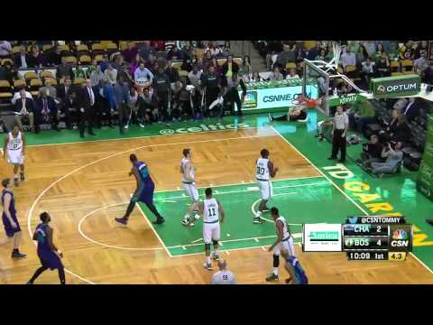 Al Jefferson schools Tyler Zeller | Hornets vs Celtics | February 27, 2015 | NBA 2014-15 Season