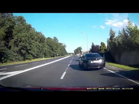 Na kierowcę BOR się nadaje. 