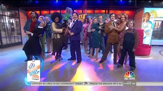 Cast of &#39;Disaster!&#39; sing medley of &#39;70s hits - Today Show