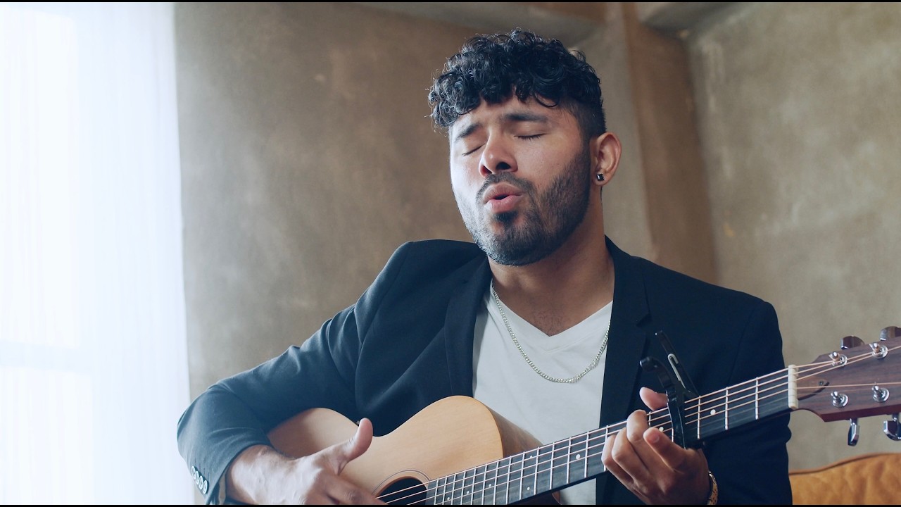 Hire Darian Hernandez - Singing Guitarist in Houston, TX | GigSalad