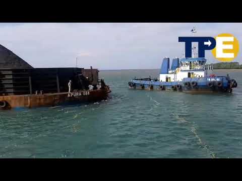 TB.DEL 02, BG.APURA 088 ALONGSIDE AT WAINGAPU PORT 14/6/2022 || UNLOADING COAL PT. MURIA SUMBA MANIS