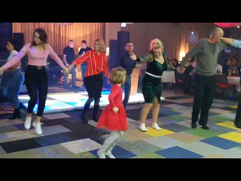 🔴 Slatka unuka s dedom kolo vodi - Hotel Heco Plus Sarajevo - Bosanski teferič