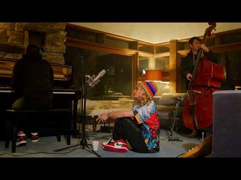 Annalise Azadian - Pressure ( Official Live Session )