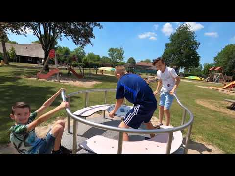 Vrienden op avontuur bij Recreatieoord Binnenmaas