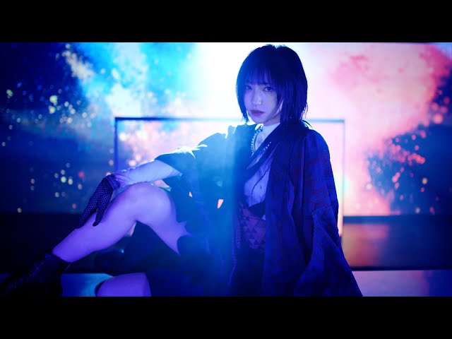 =LOVE 野口衣織・佐々木舞香・諸橋沙夏によるユニット新曲「知らんけど」MV公開!本気の愛を願いながらも、今の曖昧な関係から抜け出せない、複雑な心境を描いた大人の恋愛ソング‼ 3 YouTubeサムネイル