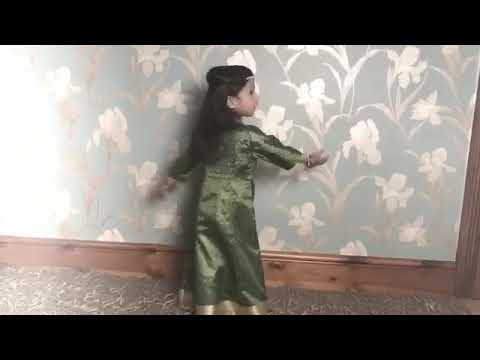 FATIMAH UK Menari untuk majlis keramaian nanti