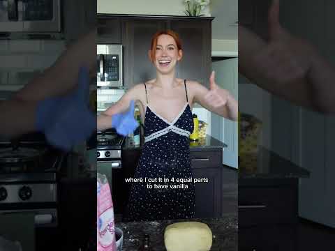 Making Conchas for the first time #pelirroja #conchas #baking #shorts