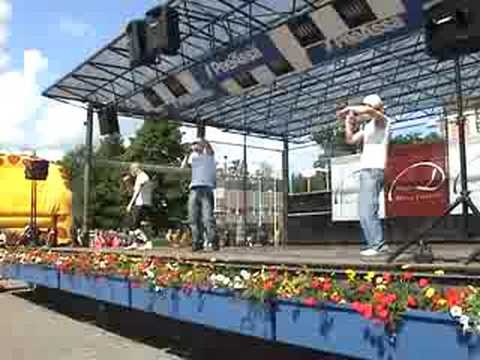 Funk Famm - Fankkimafia (Live @ Kuopion Tori)