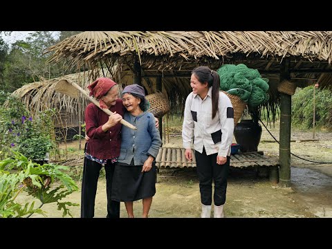 The elderly woman and the homeless girl were unexpectedly reunited with their relatives.