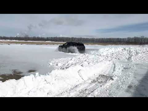 2022 Jeep Grand Cherokee Summit Reserve V8 Snow Test