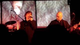 IQ - EROSION (2009) - Live @ Spirit of 66