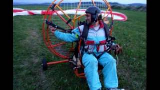 preview picture of video 'Paragliding Želetava - PPG Blbnutí na Františku'