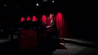 Tom Odell - hold me live