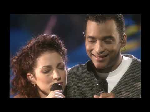 Gloria Estefan - I See Your Smile/Words Get In The Way/Can't Stay Away From You (Live At Miami, '96)