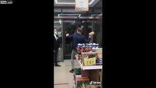 typ po wódce miesza kwas rozjebany caly czas