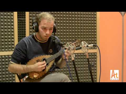 Francesco Mammola - "Tu vuò fà l'americano" (mandolino)