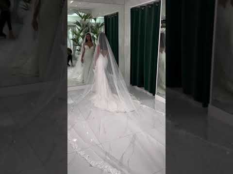 Wij doen het totaalplaatje! Trouwjurk + lange sluier, volledig naar wens en op maat gemaak!