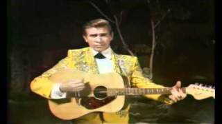 Buck Owens - Dust On Mother&#39;s Bible