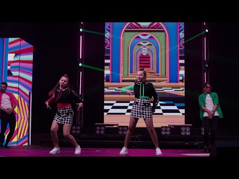 Bianca Harabadjiu & Carolina Iacob - Du Du Du (Gurinel TV 10 Ani)