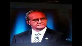 Download lagu Seorang gadis memberi tahu Martin McGuinness bahwa dia bukan berasal dari Irlandia. mp3 Download lagu Seorang gadis memberi tahu Martin McGuinness bahwa dia bukan berasal dari Irlandia. mp3