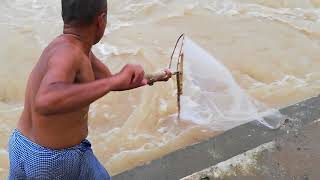 preview picture of video 'Cambodia Fishing (Pursat Province)'