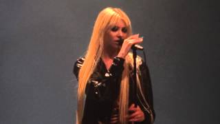 Pretty Reckless Hit Me Like a Man Live Montreal 2012 HD 1080P