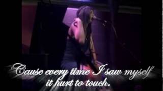 Charlotte Sometimes - Hurt The Good - Lyrics