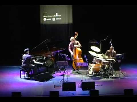 George Colligan Quintet Guimares 2009 Part3.mp4