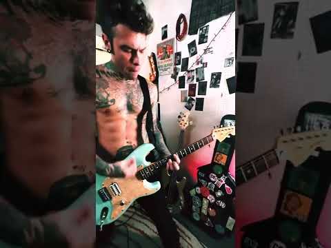 FEDEZ e SALMO suonano "VIOLA" in studio