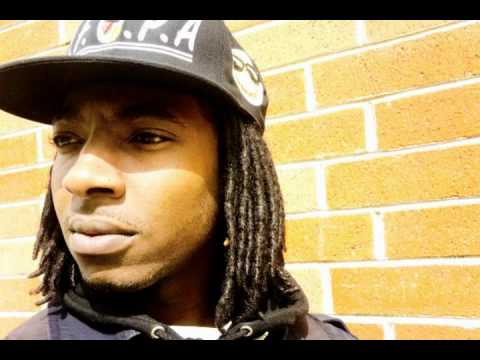 ST Spittin ft. AkaFrank x Priceless Da Roc - I Can Tell She Want It [Thizzler.com]