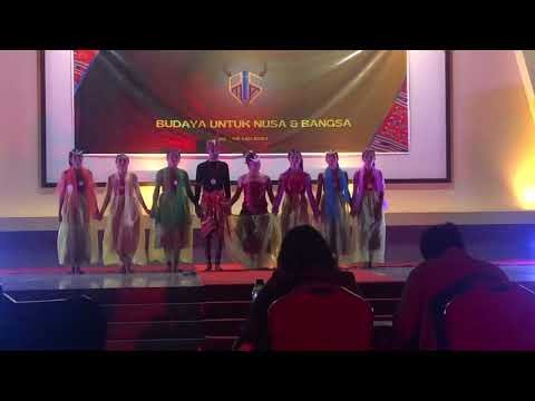 Tari Feto Hitu (mahasiswa Pendidikan musik Unwira) PISMA 7 unwira