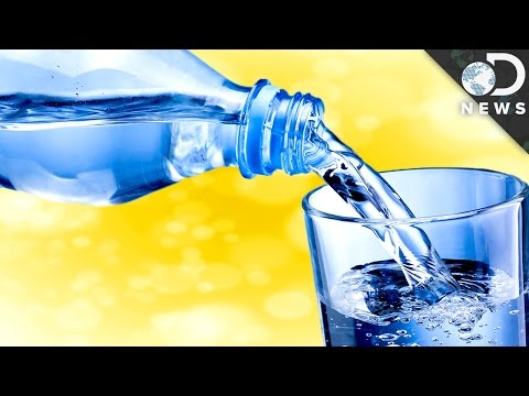 水會過期嗎？ (Does Water Ever Expire?)