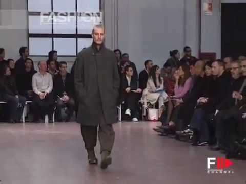 "Issey Miyake" Autumn Winter 2004 2005 Paris 3 of 3 Menswear by FashionChannel