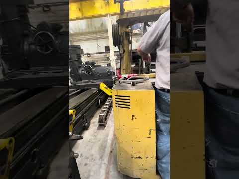 CLARK np300-40B Forklift Trucks | Midstate Machinery (1)