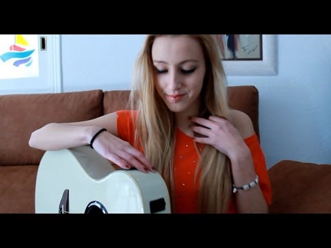 Con la luna llena- Melendi (Cover by Xandra Garsem)