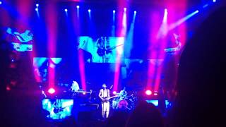 'Going on 16' by Daniel Johns @ VIVID Sydney Opera House 2015