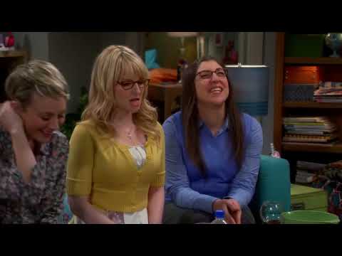 Bernadette y Penny leen la fanfic Amy