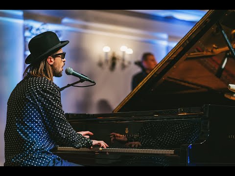 J.R.  August - Distort Reality (Live at Hrvatski glazbeni zavod)