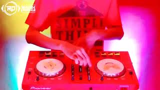 Download lagu SATU ROOM PASTI JOGET !! DJ JUNGLE DUTCH TERBARU FULL BASS BETON 2023 [ RHYAN PANDIE ] mp3