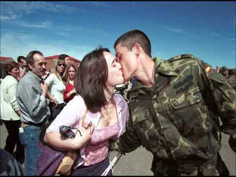 𝙇𝙤𝙨 𝙈𝙤𝙡𝙚𝙨 ✶ 𝘾𝙪𝙖𝙩𝙧𝙤 𝙨𝙤𝙡𝙙𝙖𝙙𝙞𝙩𝙤𝙨 (𝙑𝙚𝙧𝙙𝙚 𝙢𝙖𝙮𝙤)