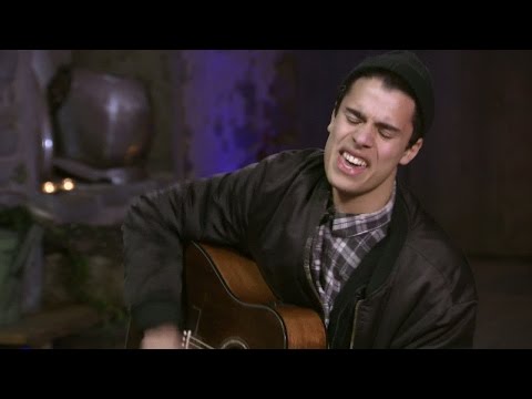 Joel Silva sjunger hem en guldbiljett i Visby - Idol Sverige (TV4)