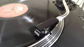Video thumbnail for Shure V15 Type III with original "Super Track Plus" stylus working video by AlexOEuro