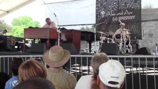 Newport Jazz Fest 2011: Joey DeFrancesco Trio [#1] - Donny's Tune (updated)