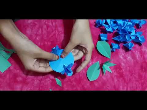 Learn to Make Beautiful Flowers in 4 Minutes.