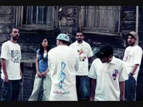 Alaturka Mavzer ft Emre Baransel,Apache Squad - Gör Duy Ama Sus