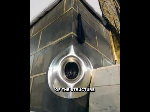 What’s the Mystery of the Black Stone Embedded in the Kaaba