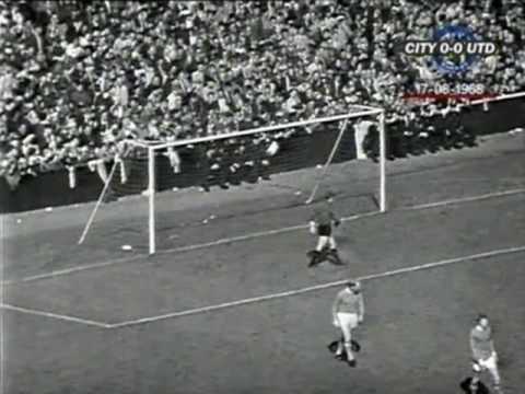 [68/69] Manchester City v Manchester Utd, Aug 17th 1968