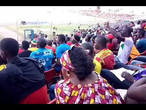 Intense émotion de la maman de François Kamano au moment du Pénalty