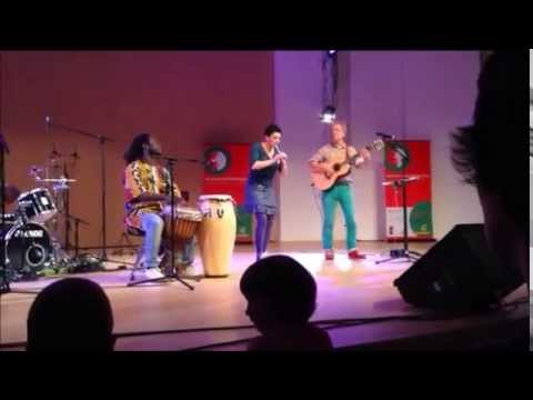 Karibuni - Weltmusik für Kinder, LIVE - Kinderlieder  - Taino Tee  Indianer