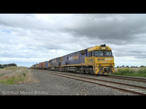 5MP2 Pacific National Steel Train With Containers & Empty Steel Wagons (15/9/2022) - PoathTV Railway